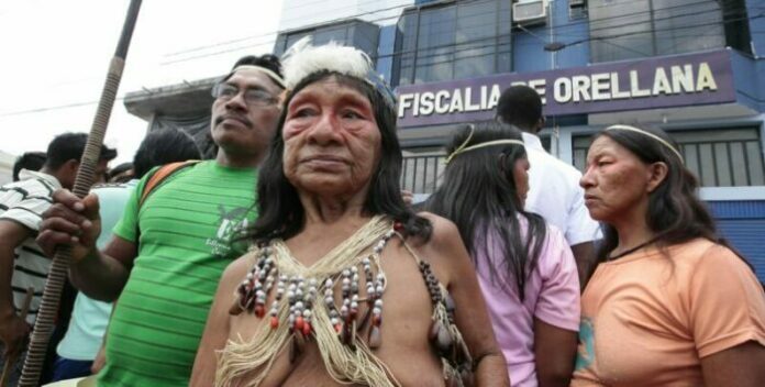 Misa y marcha convocada por organizaciones civiles y eclesiásticas a favor de la vida y jsutica d elos pueblos huaorani y taromenane