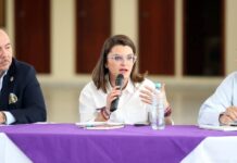 El COE Nacional encarga ayuda humanitaria a María José Pinto por emergencia en Quito
