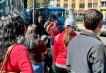 Transportistas públicos de Pichincha suspenden la paralización del lunes por el retiro del subsidio al diésel y sí habrá clases