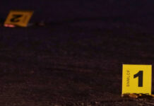 Un hombre fue asesinado a puñaladas en el sector Tres Cruces, del Cajas, y dos más resultaron heridos