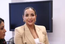 Yadira Bayas enfrenta queja por supuestamente fingir su conexión a una sesión virtual