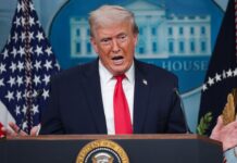 Administración Trump justifica muerte de Pretti; Obama y Clinton piden alzar la voz