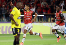 Deportivo Cuenca, con un hombre menos, vence a un Barcelona SC que jugó con suplentes