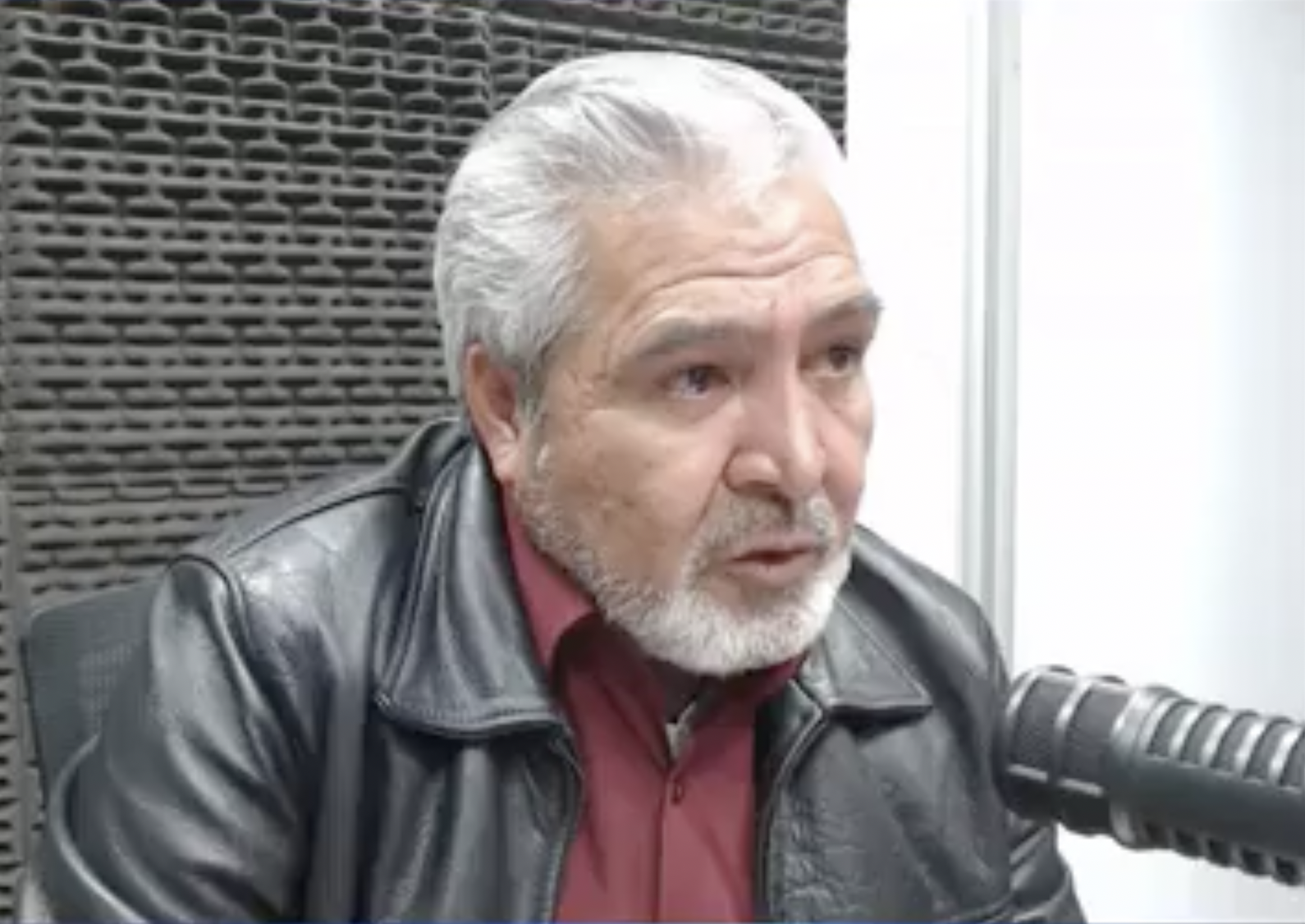 Federación de Barrios de Cuenca socializa reglamento para elecciones 2026–2028