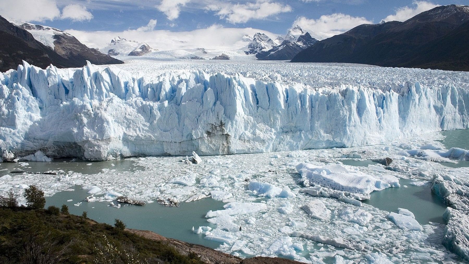 Argentina debate modificar la Ley de Glaciares para favorecer la minería y pone en riesgo reservas de agua