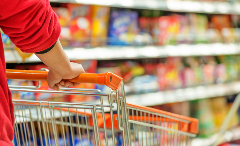 Pan y leche entre los alimentos que pagarán IVA del 15% en Ecuado