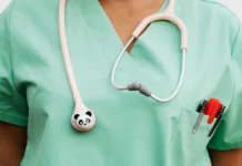 Federación de Enfermeros pide al nuevo Ministro de Salud dejar sin efecto desvinculación de personal médico