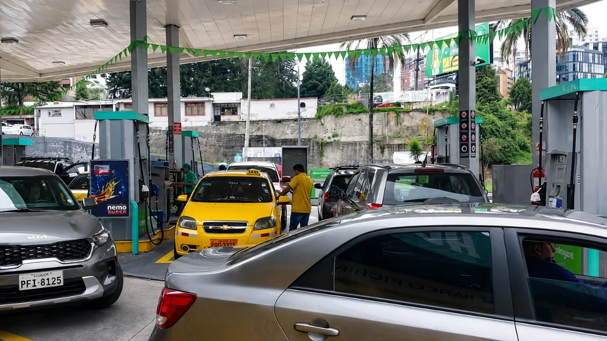 Escasez de gasolina en Ecuador